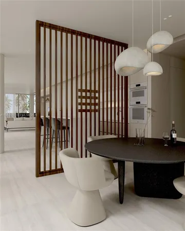 $5,095,000 | 829 4th Street, Unit 4, Miami Beach, FL 33139