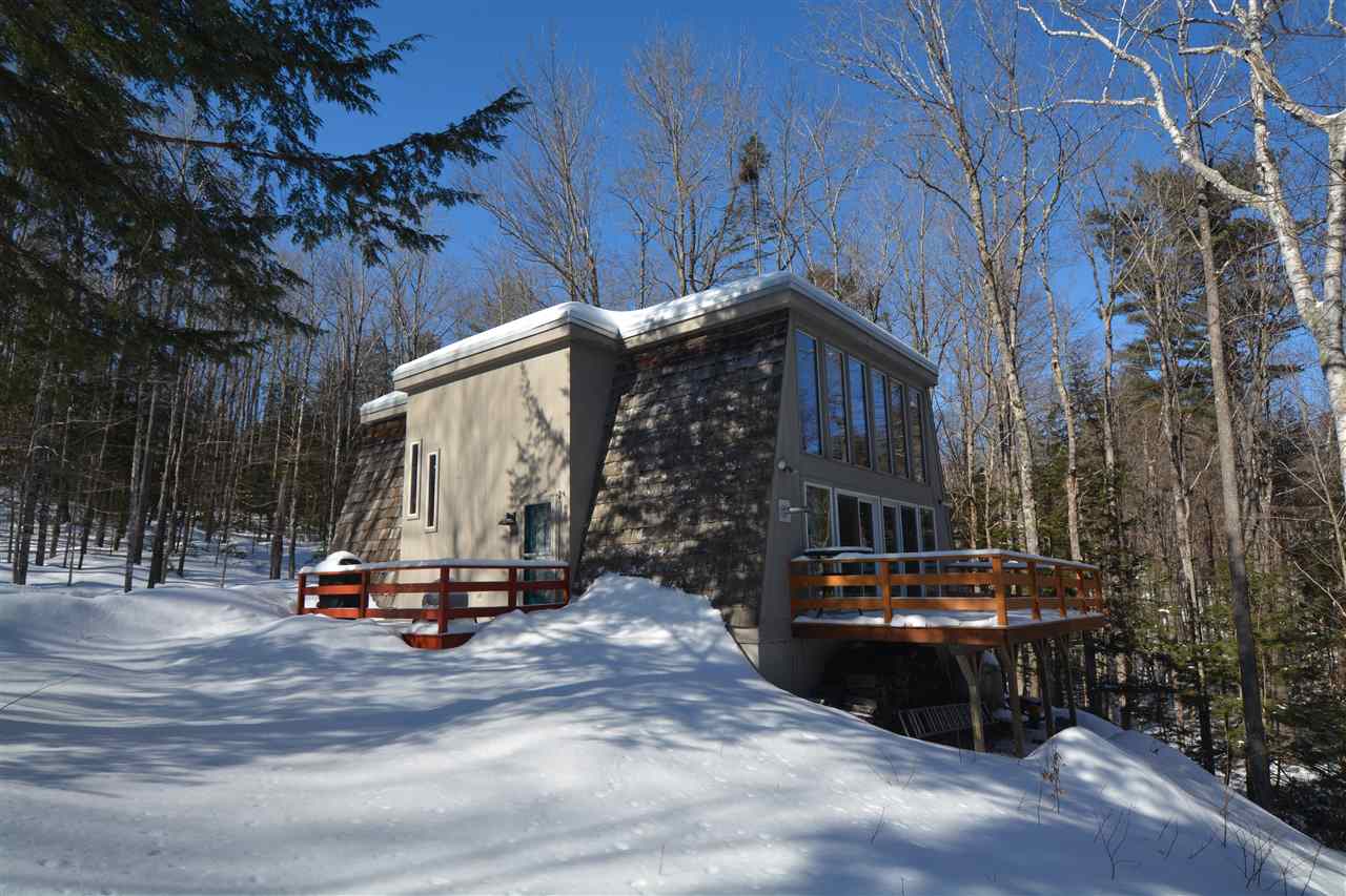 379 Sugarhouse Road New London, NH 03257 - Photo 1 of 18 Gallery Image 1