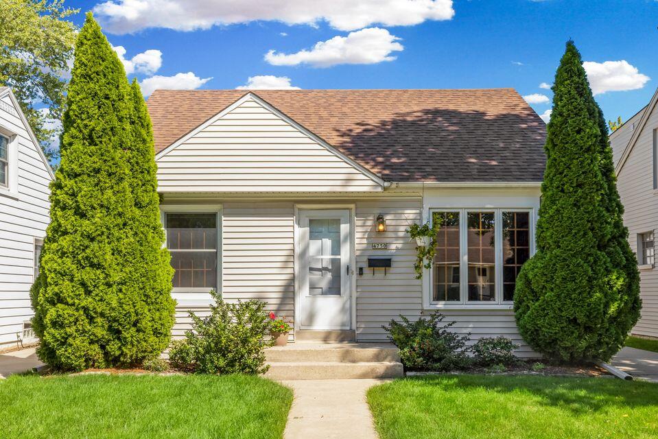 4750 North Elkhart Avenue Whitefish Bay, WI 53211 - Photo 16 of 16 Home Sweet Home!