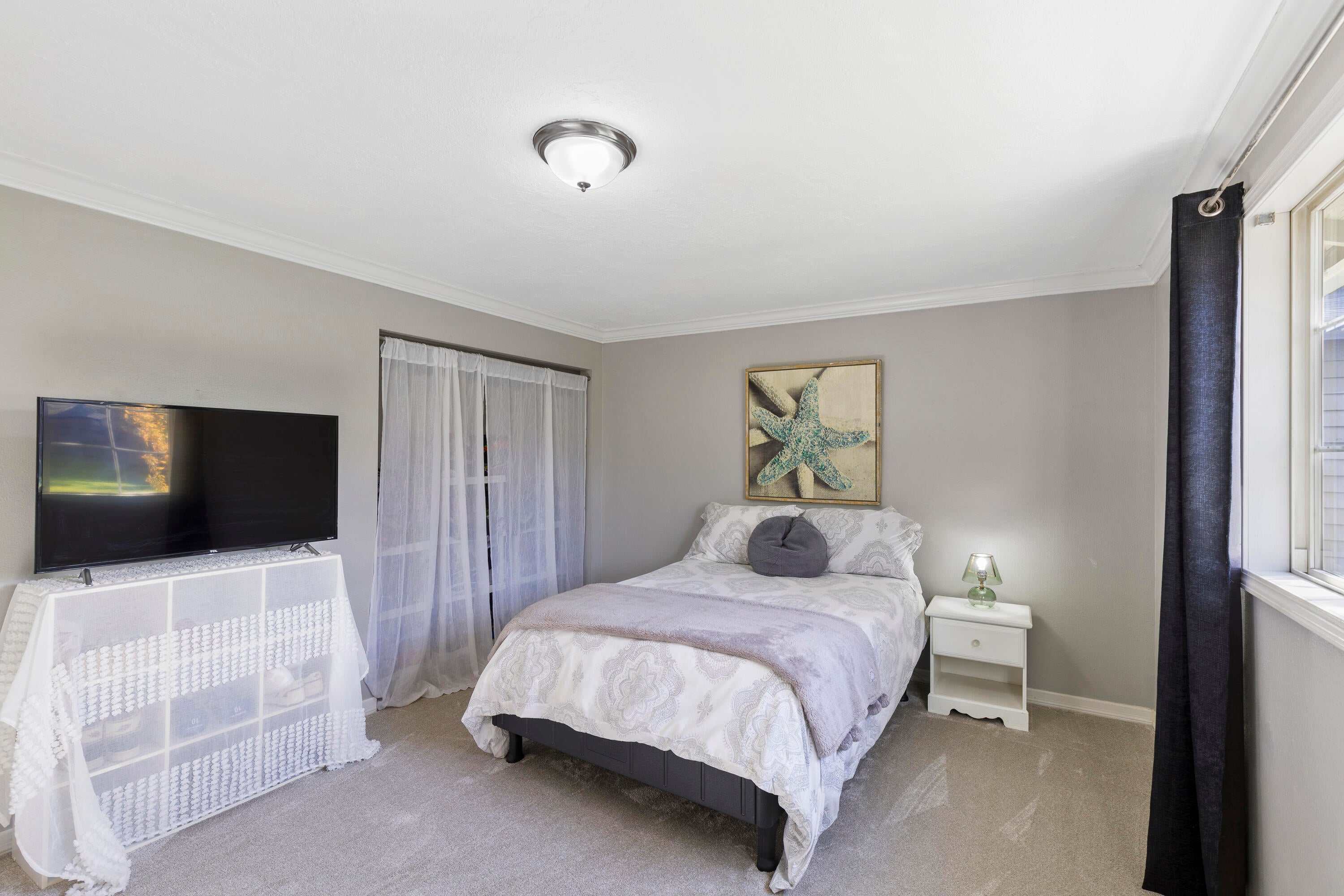 20607 Mary Way Bend, OR 97701 - Photo 24 of 35 Secondary Primary Bedroom