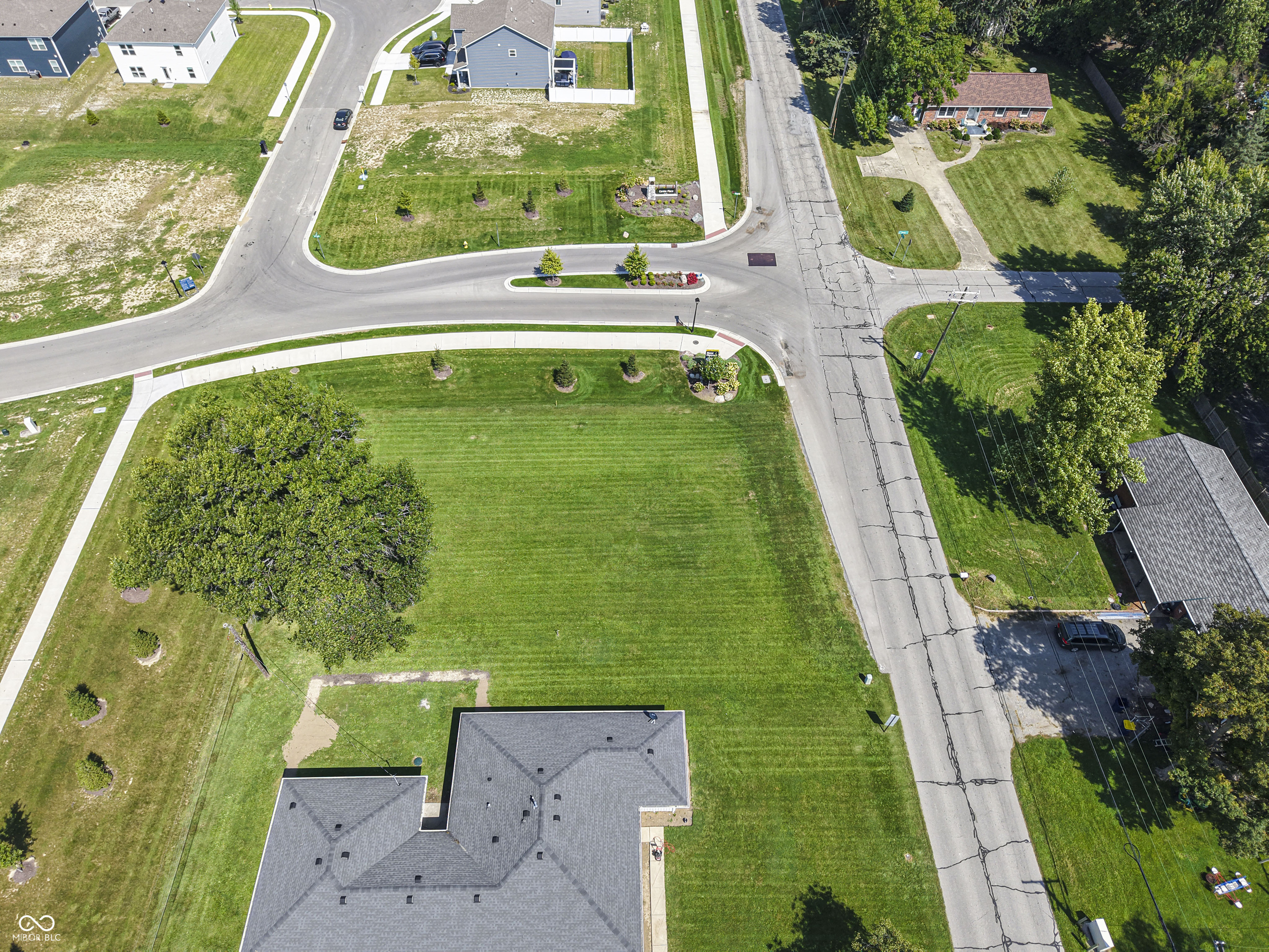 24372 Hinesley Road Sheridan, IN 46069 - Photo 4 of 15 Gallery Image 4