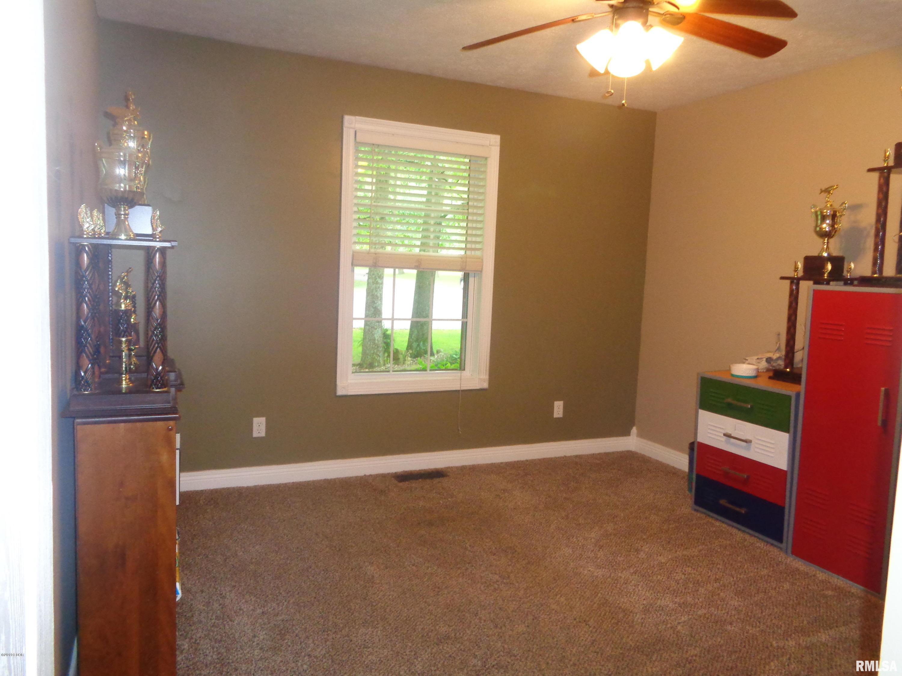 2107 Candlestick Lane Marion, IL 62959 - Photo 18 of 32 Gallery Image 18