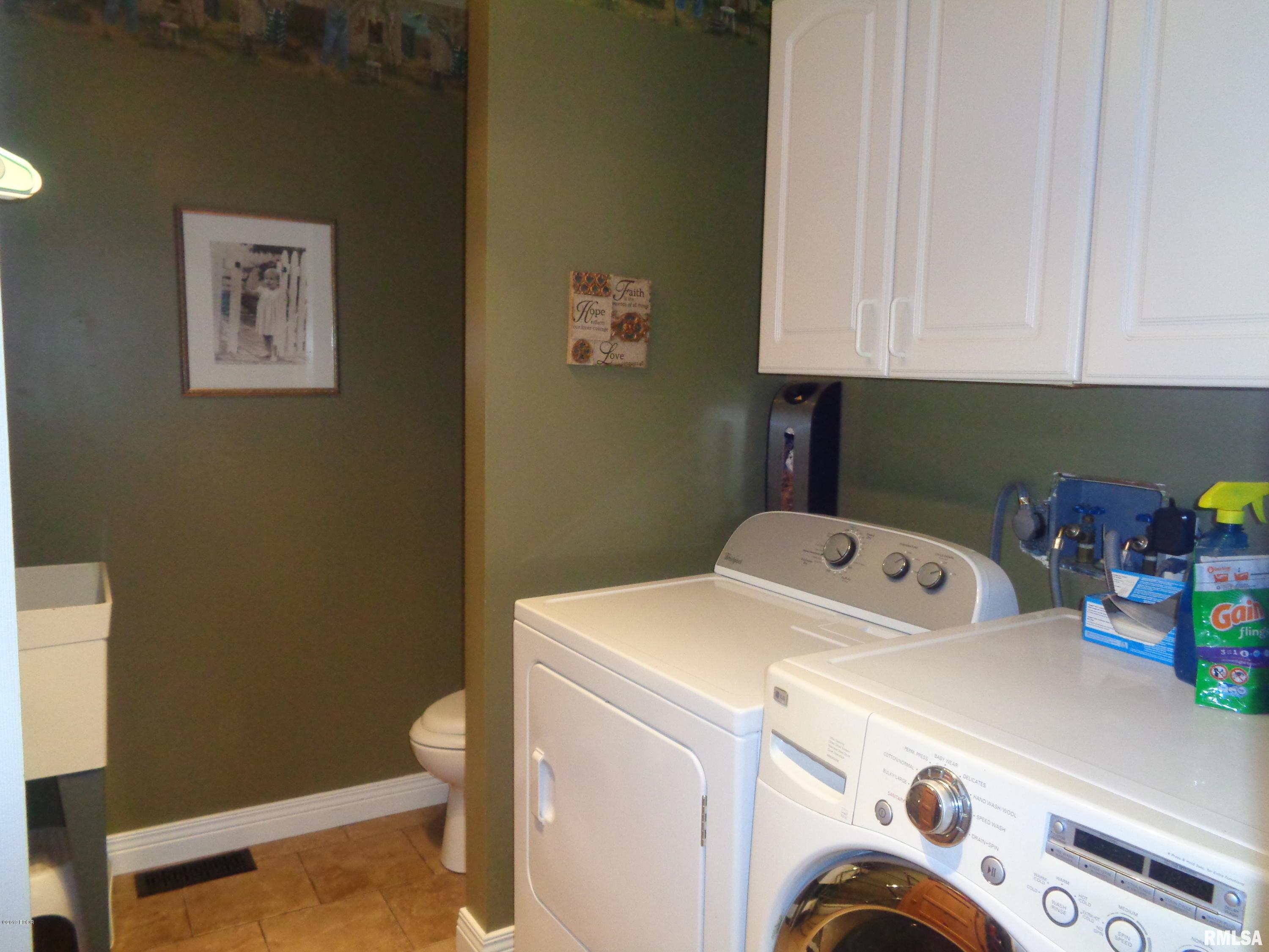 2107 Candlestick Lane Marion, IL 62959 - Photo 20 of 32 Gallery Image 20