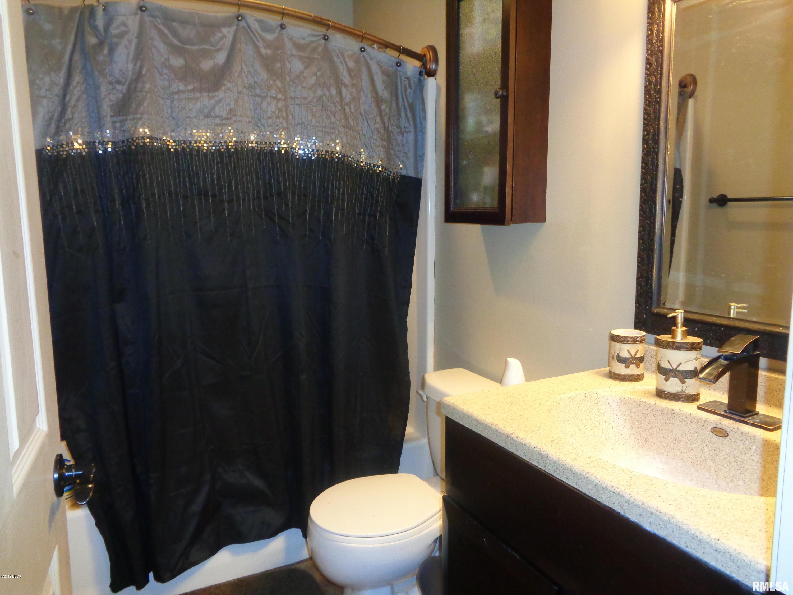 2107 Candlestick Lane Marion, IL 62959 - Photo 24 of 32 Gallery Image 24