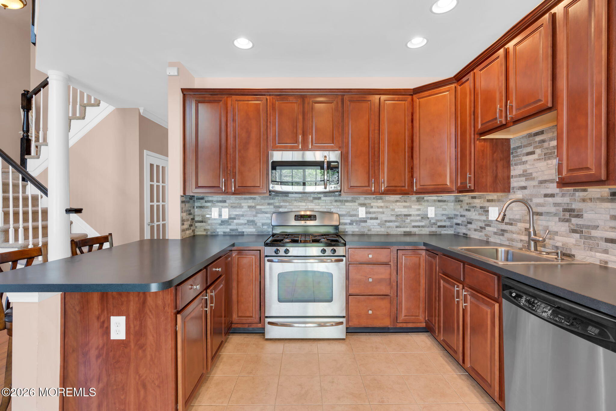 35 Chatsworth Road Manalapan, NJ 07726 - Photo 15 of 62 15-web-or-mls-DSC04650