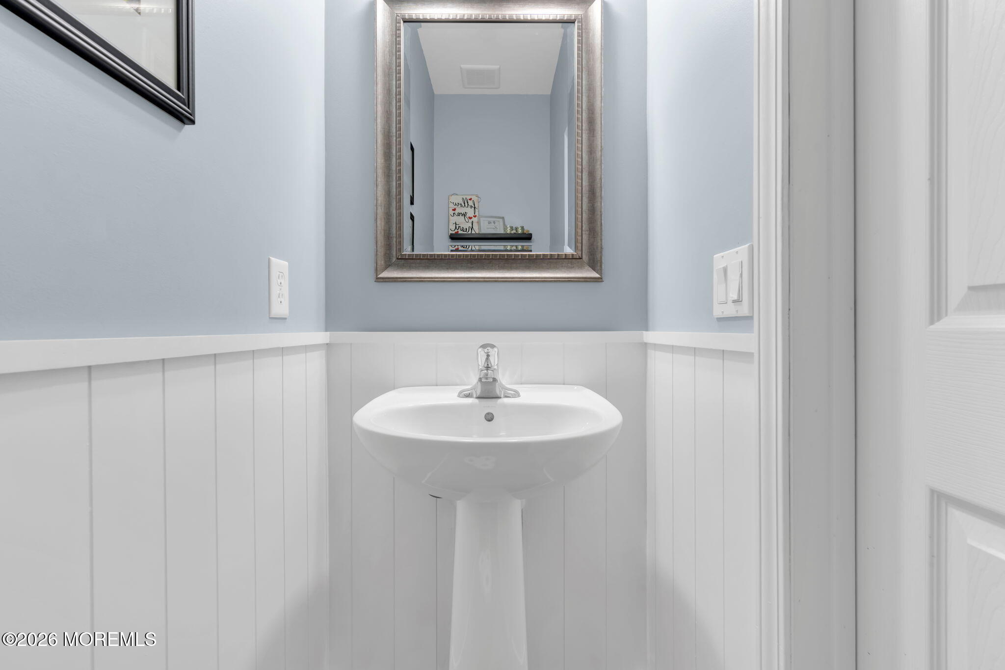 35 Chatsworth Road Manalapan, NJ 07726 - Photo 25 of 62 25-web-or-mls-DSC04590