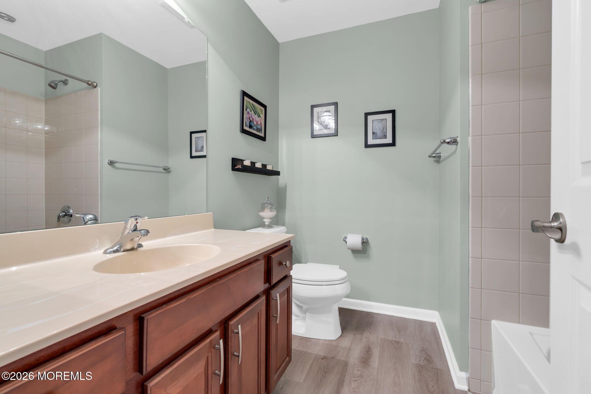 35 Chatsworth Road Manalapan, NJ 07726 - Photo 36 of 62 36-web-or-mls-DSC04705