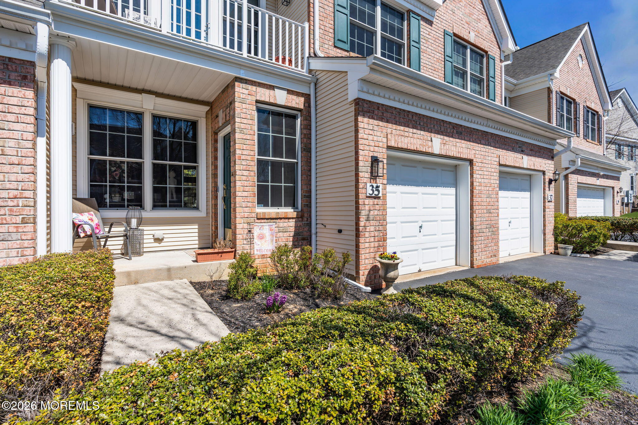 35 Chatsworth Road Manalapan, NJ 07726 - Photo 4 of 62 4-web-or-mls-DSC04790-1