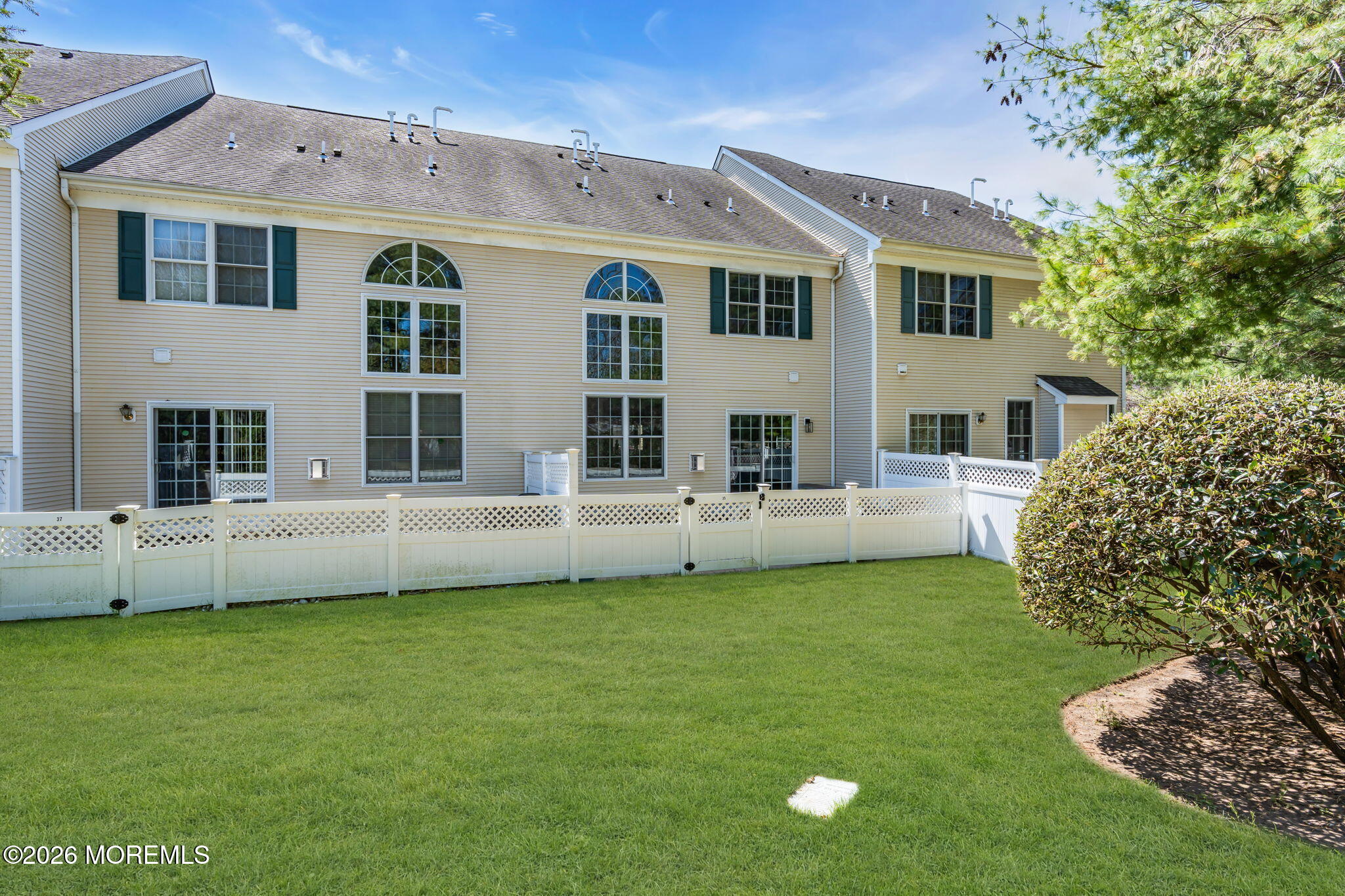 35 Chatsworth Road Manalapan, NJ 07726 - Photo 46 of 62 46-web-or-mls-DSC04812-1