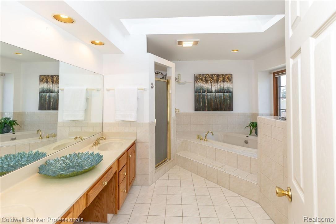 3130 Lexington Road Waterford, MI 48328 - Photo 22 of 31 592A6743.jpg