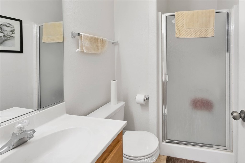 17367 Central Road Apple Valley, CA 92307 - Photo 54 of 61 Detached Garage - Bathroom