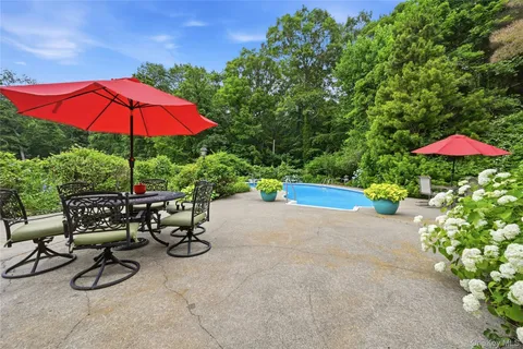 $1,750,000 | 14 Terra Mar Drive, Huntington Bay, NY 11743