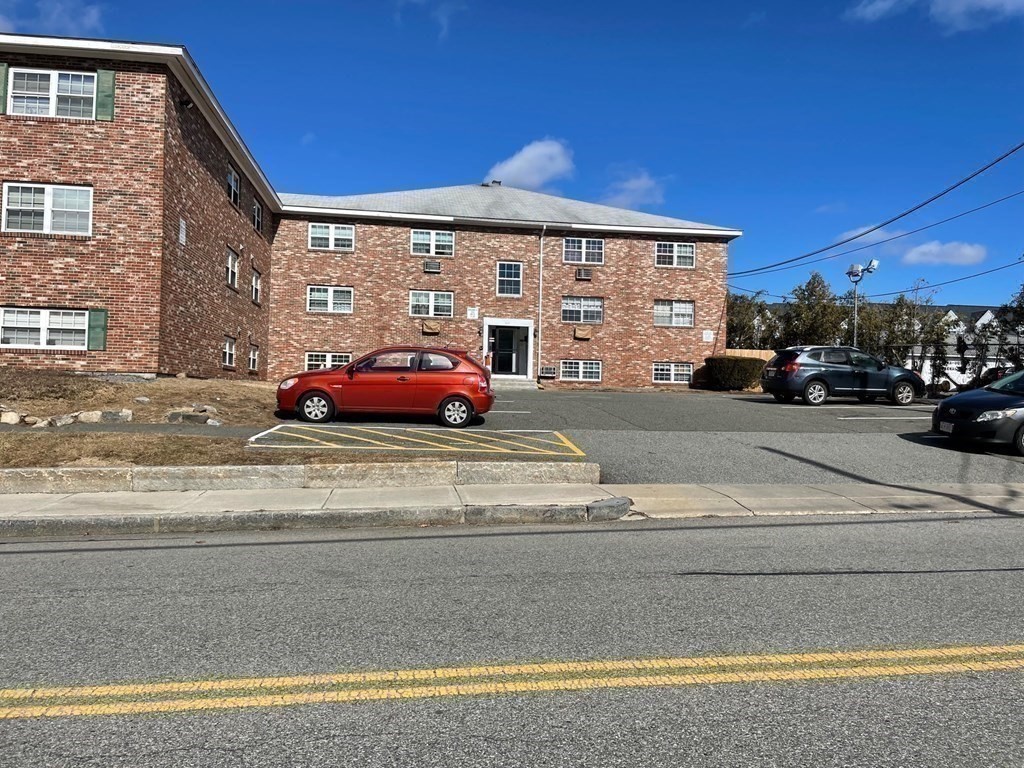 349 Hildreth Street, Unit 16 Lowell, MA 01850 - Photo 18 of 20