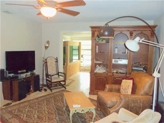 484 Northeast 33rd Street Boca Raton, FL 33431 - Photo 5 of 25 Additional Photo
