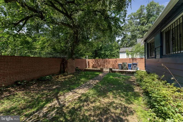 $5,300 | 2712 South Dakota Avenue Northeast, Washington, DC 20018