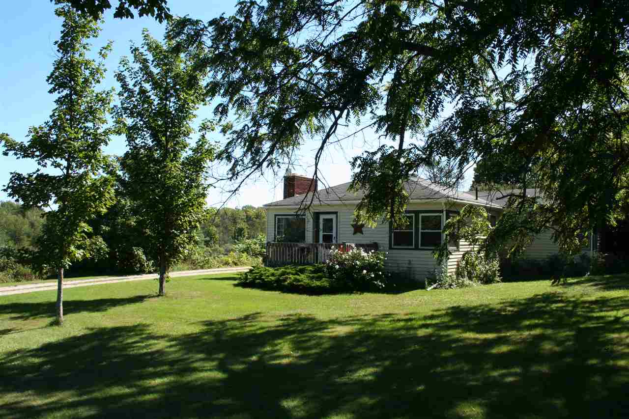 11620 East Tatch Road Suttons Bay, MI 49682 - Photo 81 of 87 1806457-82.JPG