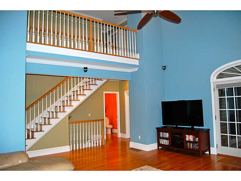 50 Crandall Road Tiverton, RI 02878 - Photo 8 of 11 View.