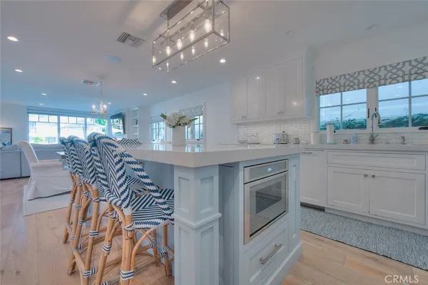 $10,800 | 13 Rivo Alto Canal, Long Beach, CA 90803
