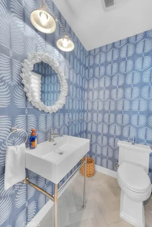 $10,800 | 13 Rivo Alto Canal, Long Beach, CA 90803