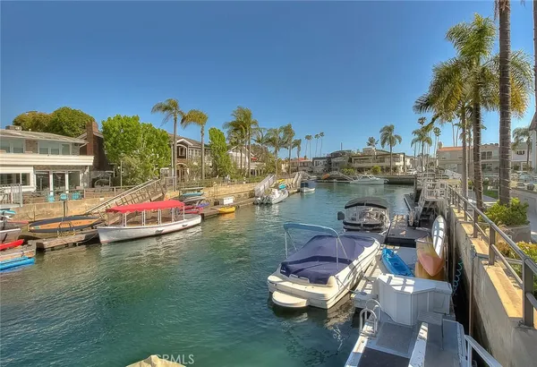 $10,800 | 13 Rivo Alto Canal, Long Beach, CA 90803
