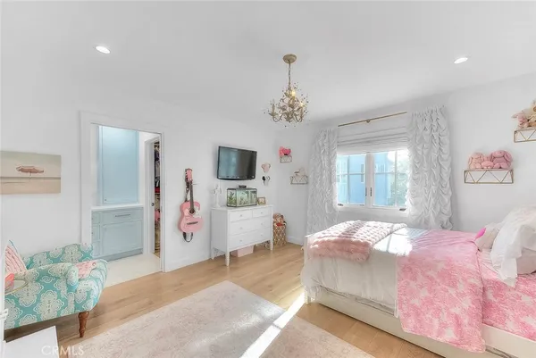 $10,800 | 13 Rivo Alto Canal, Long Beach, CA 90803