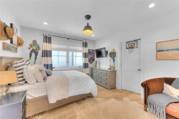 $10,800 | 13 Rivo Alto Canal, Long Beach, CA 90803