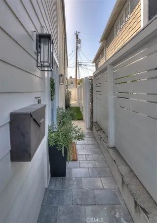 $10,800 | 13 Rivo Alto Canal, Long Beach, CA 90803
