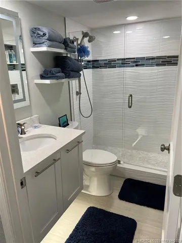 $4,200 | 8800 South Ocean Drive, Unit 1406PH, Jensen Beach, FL 34957