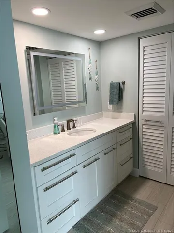 $4,200 | 8800 South Ocean Drive, Unit 1406PH, Jensen Beach, FL 34957