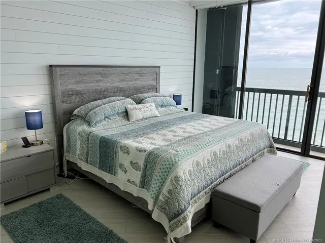 $4,200 | 8800 South Ocean Drive, Unit 1406PH, Jensen Beach, FL 34957