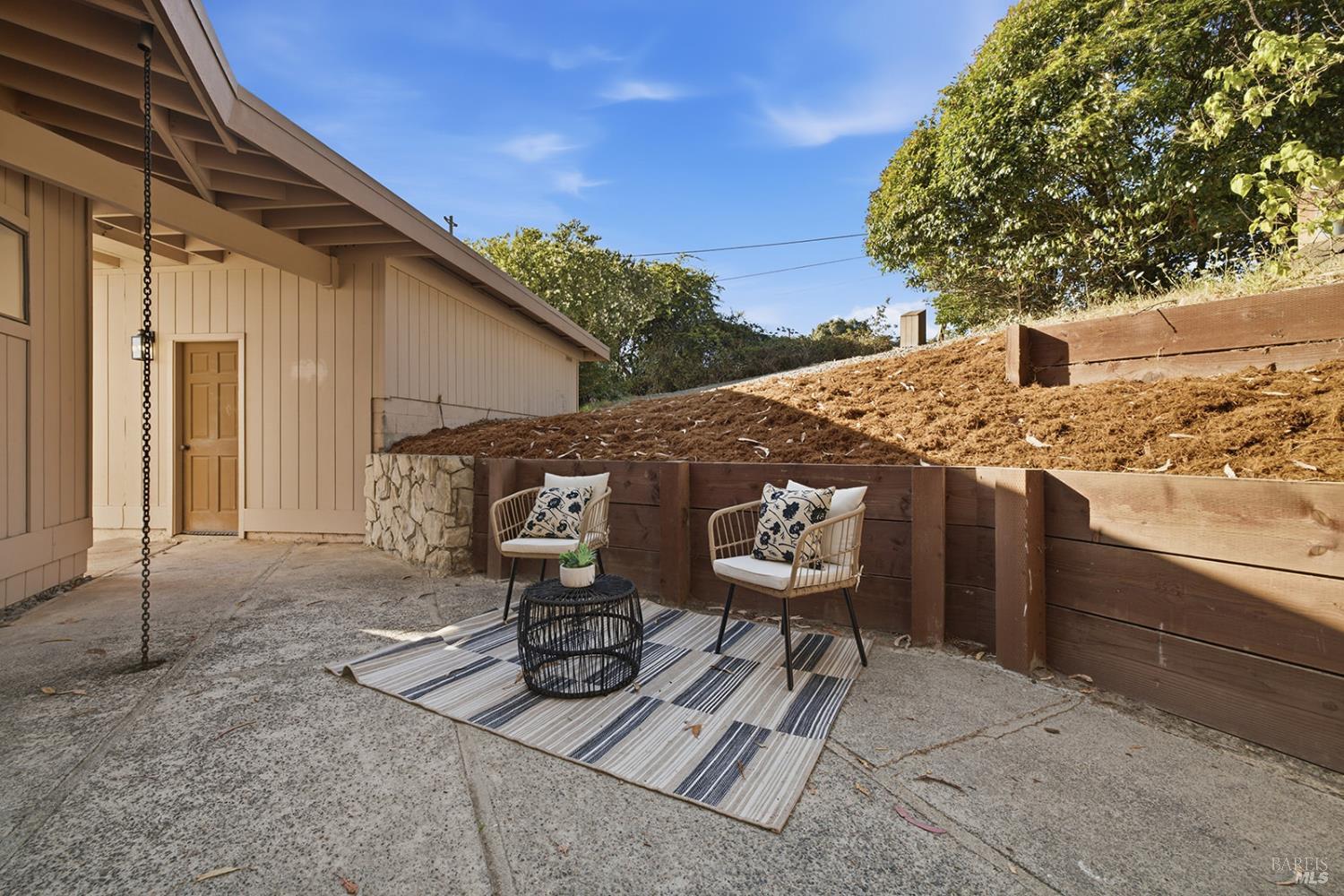 2455 Bloomfield Road Sebastopol, CA 95472 - Photo 53 of 71 Relax on the back patio, where memories are made and games are played.
