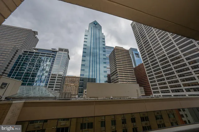 $315,000 | 1919 Chestnut Street, Unit 1103, Philadelphia, PA 19103