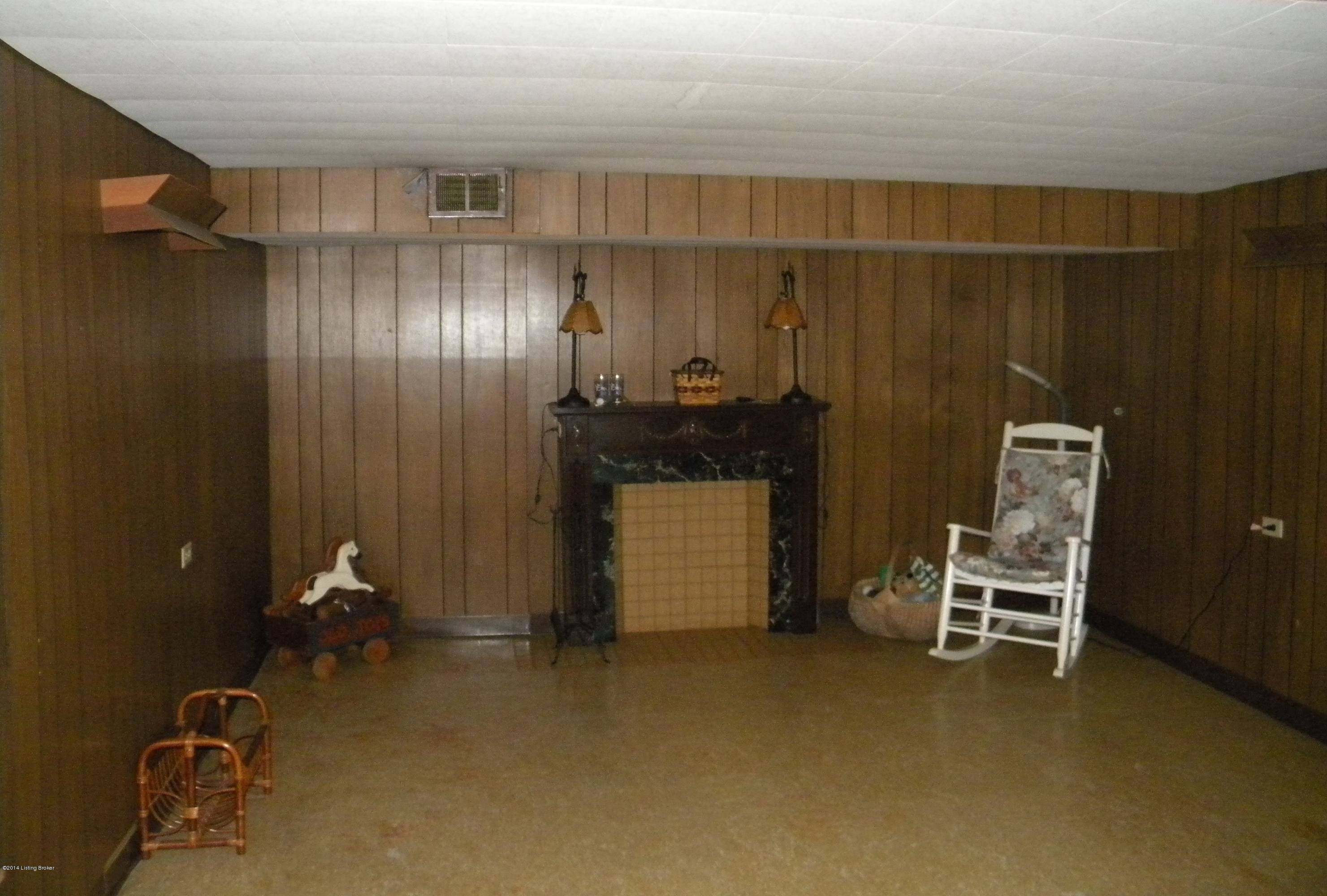 8305 Smithton Road Louisville, KY 40219 - Photo 19 of 28 More Space in the Basement!