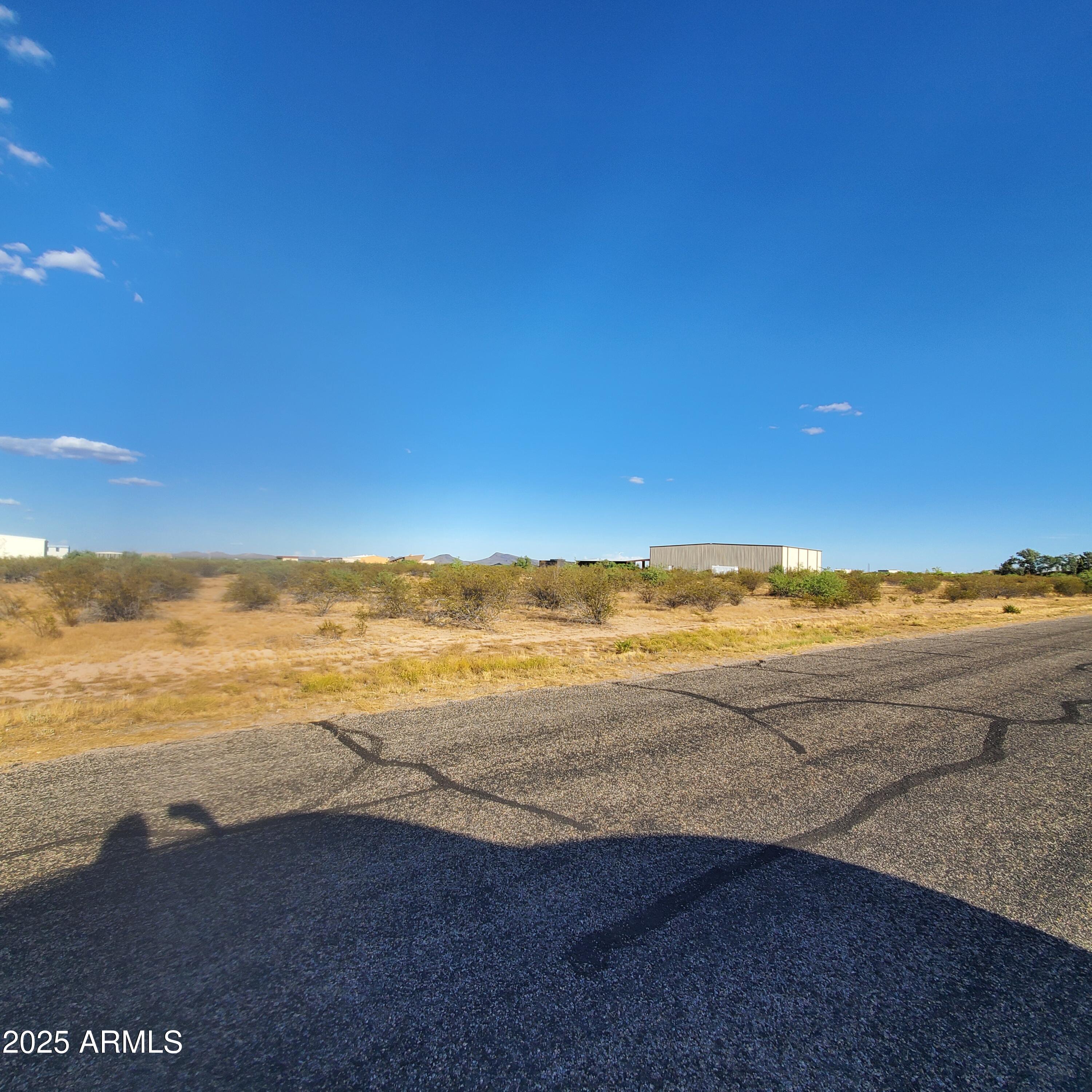 50979 West Iver Road Aguila, AZ 85320 - Photo 16 of 21 a view of an ocean and beach