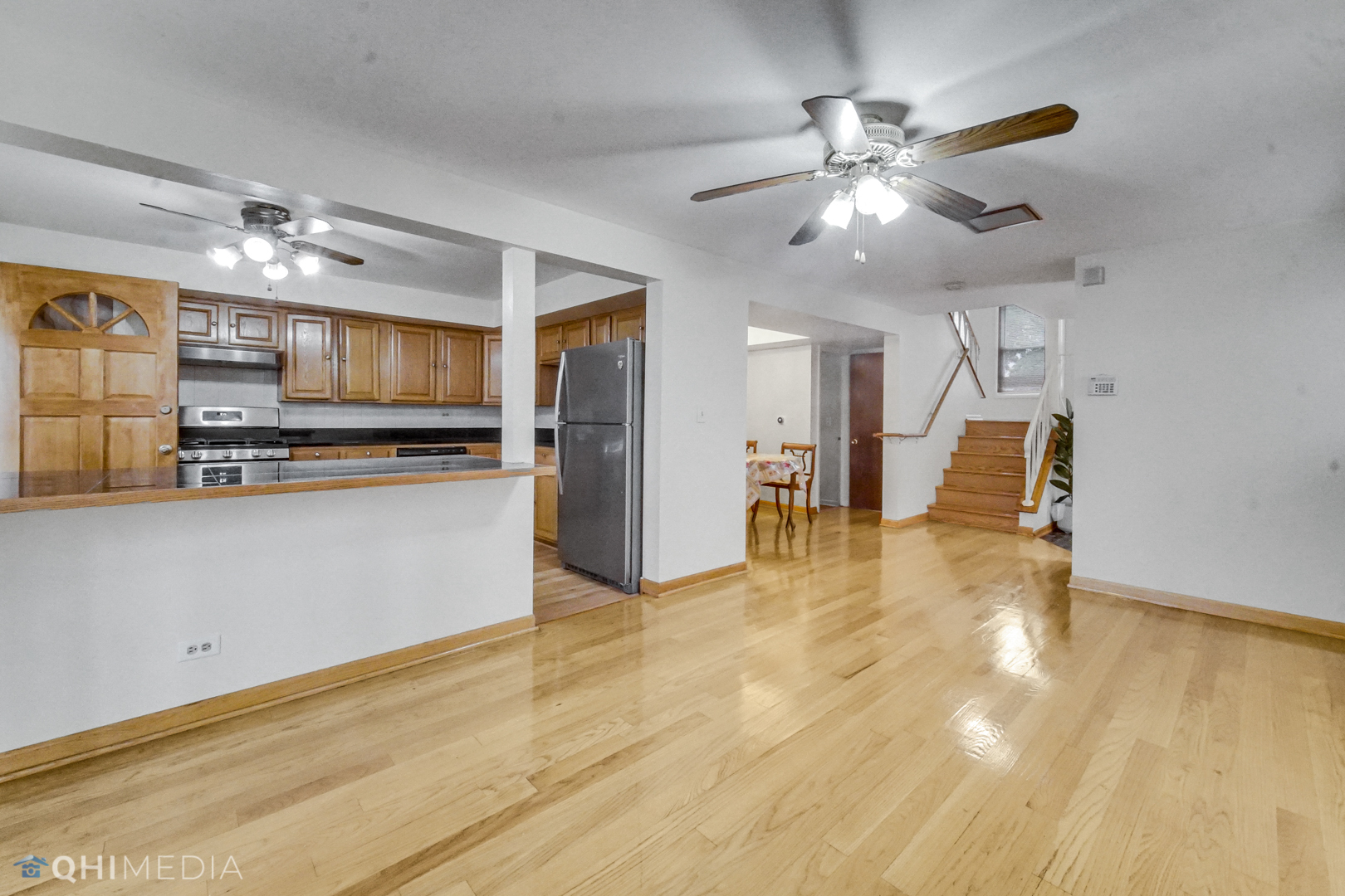 9280 Dee Road Des Plaines, IL 60016 - Photo 12 of 24 Gallery Image 12