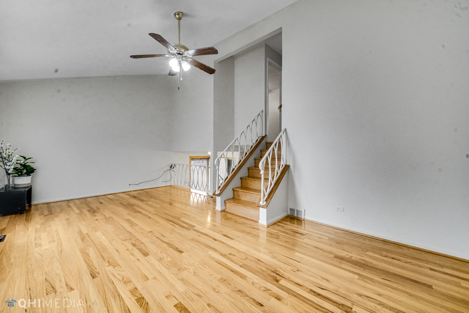 9280 Dee Road Des Plaines, IL 60016 - Photo 16 of 24 Gallery Image 16