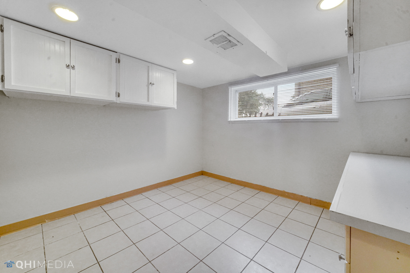 9280 Dee Road Des Plaines, IL 60016 - Photo 23 of 24 Gallery Image 23