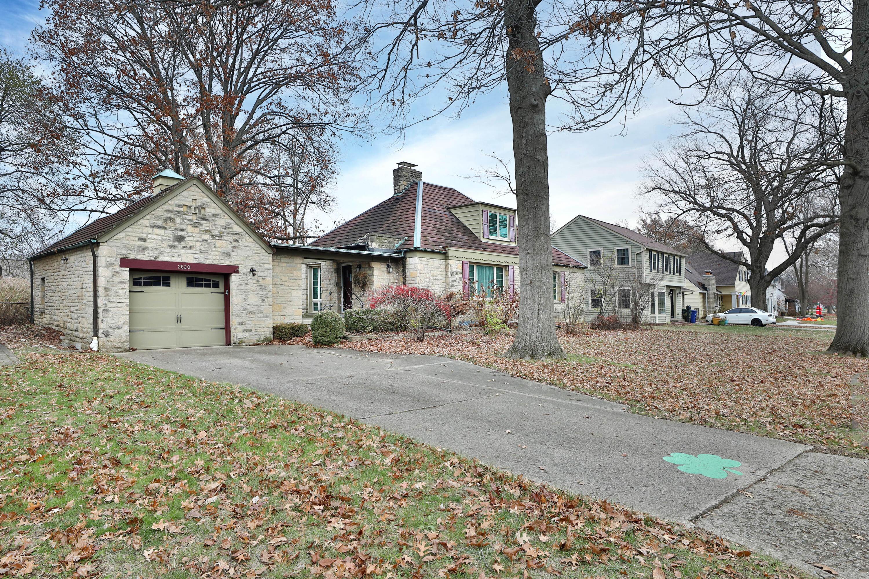 2620 Wellesley Road Columbus, OH 43209 - Photo 2 of 32 Front Exterior