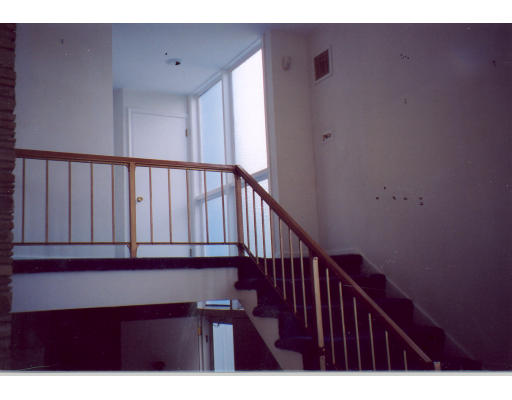 33 Oak Hill Road Worcester, MA 01609 - Photo 4 of 12 Gallery Image 4