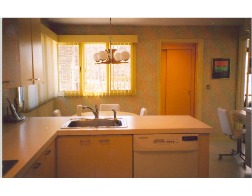 33 Oak Hill Road Worcester, MA 01609 - Photo 7 of 12 Gallery Image 7
