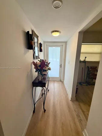 $160,000 | 5985 Del Lago Circle, Unit 215, Sunrise, FL 33313