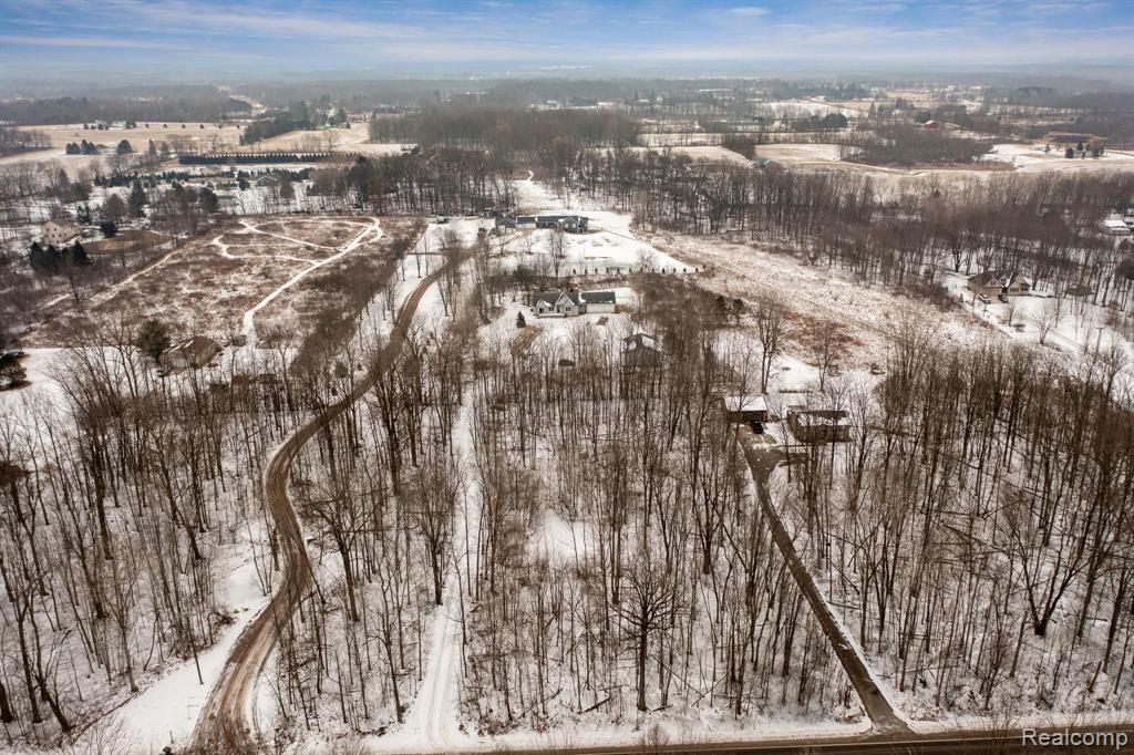 5300 Argentine Road Howell, MI 48855 - Photo 41 of 42