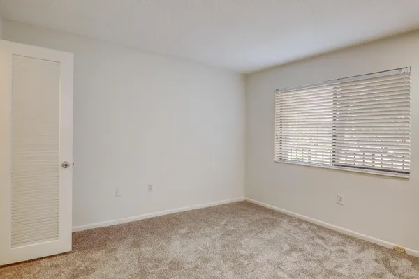 $2,300 | 4801 Esedra Court, Unit 201, Lake Worth, FL 33467