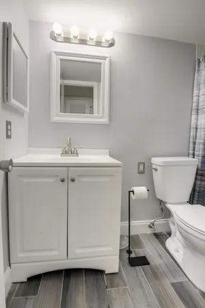 $2,300 | 4801 Esedra Court, Unit 201, Lake Worth, FL 33467