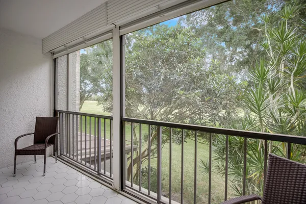 $2,300 | 4801 Esedra Court, Unit 201, Lake Worth, FL 33467