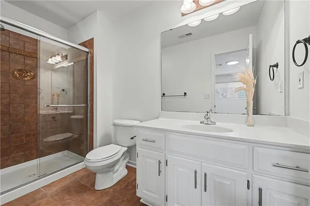 $515,000 | 10120 Sunset Drive, Lenexa, KS 66220