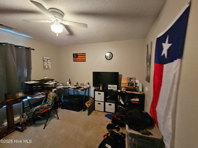 $1,900 | 224 English Walnut Drive, Richlands, NC 28574