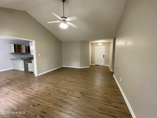 $1,900 | 224 English Walnut Drive, Richlands, NC 28574