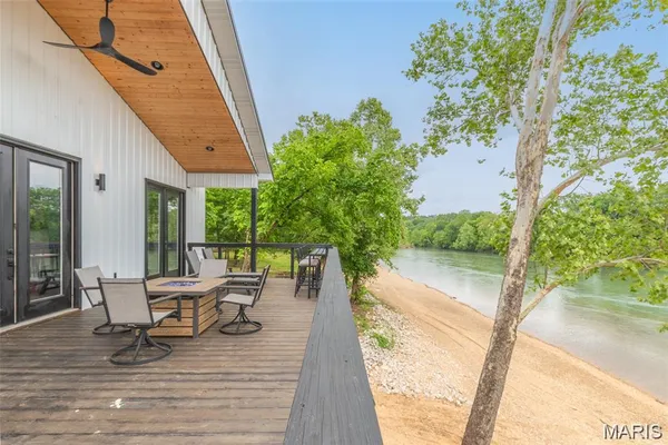 $649,900 | 1300 River Vly Road, Doniphan, MO 63935
