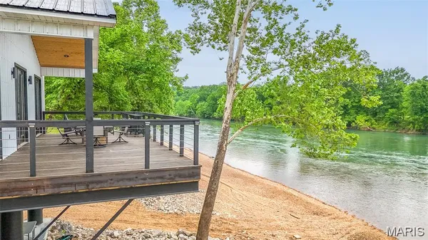 $649,900 | 1300 River Vly Road, Doniphan, MO 63935